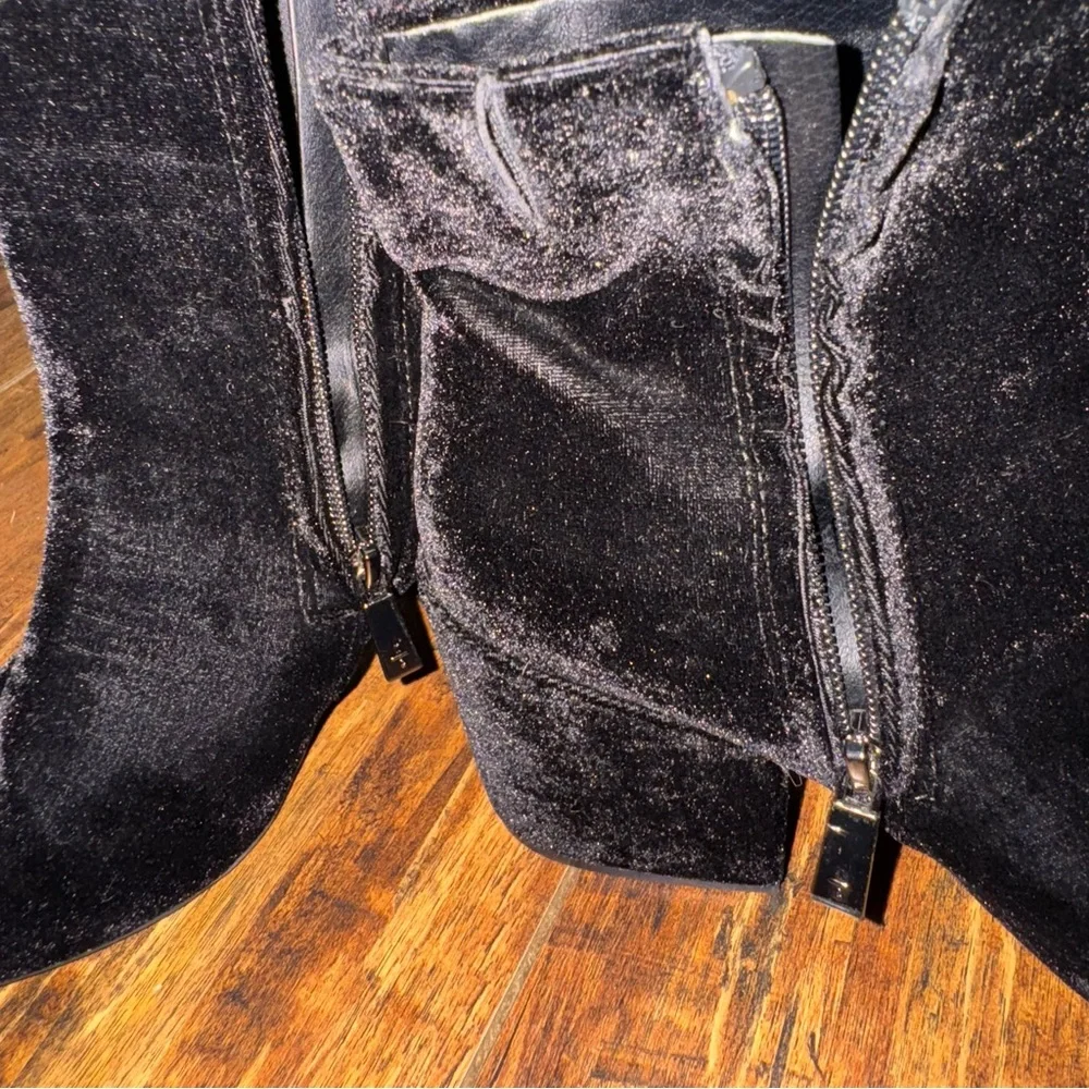 Kenneth Cole Reaction Renna Embroidered Boots - Picture 5 of 12